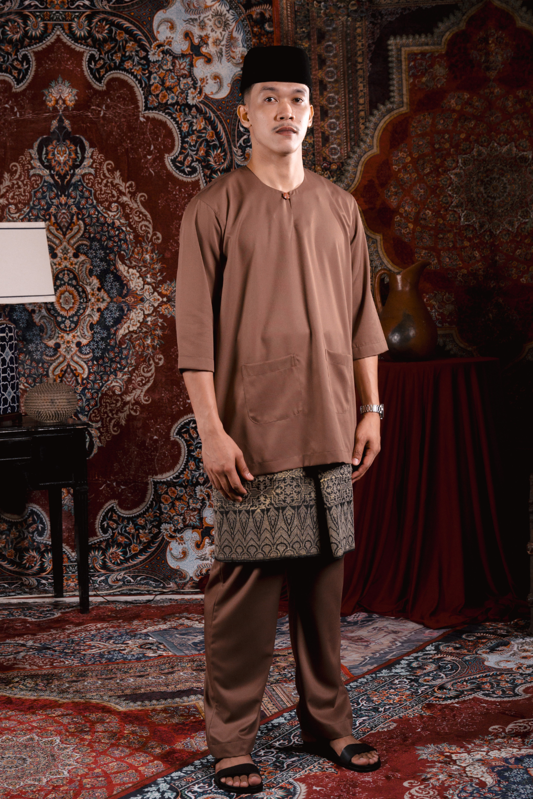 ARNA : Satria Baju Melayu in Rich Brown