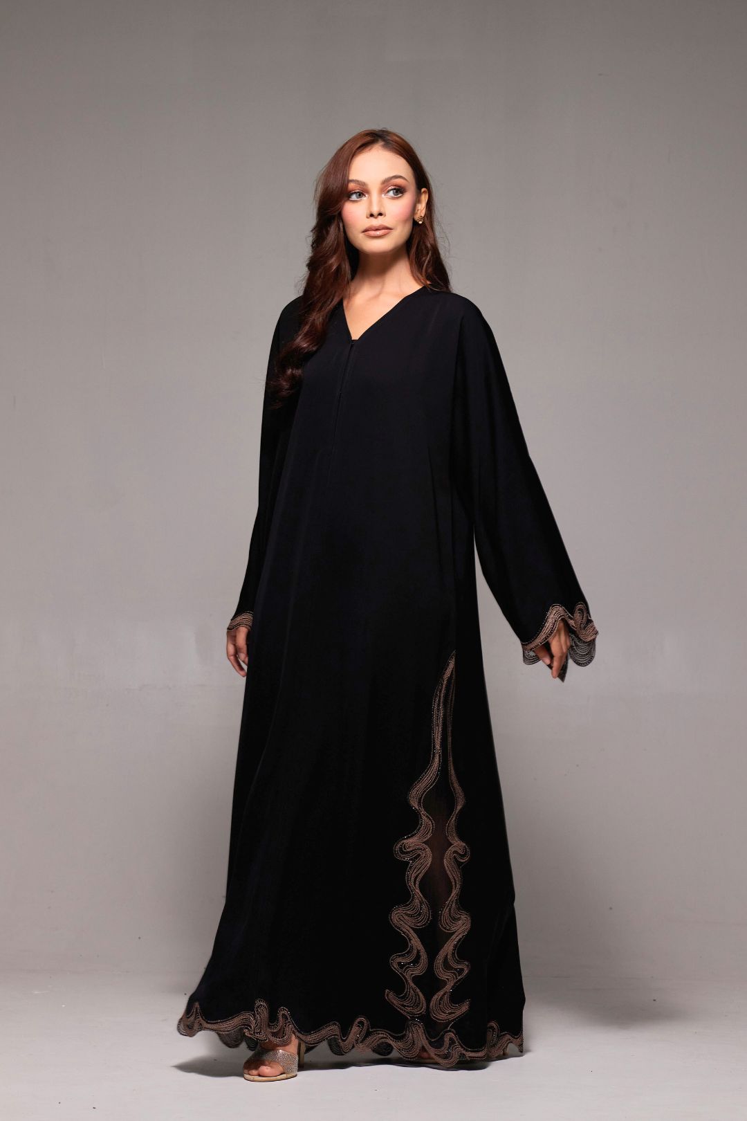 Melia Abaya in Black