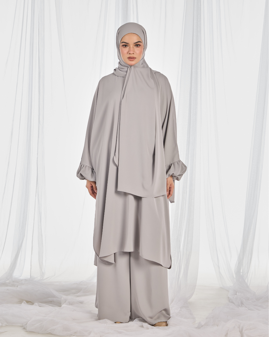 Hajar Pantsuit in Silver