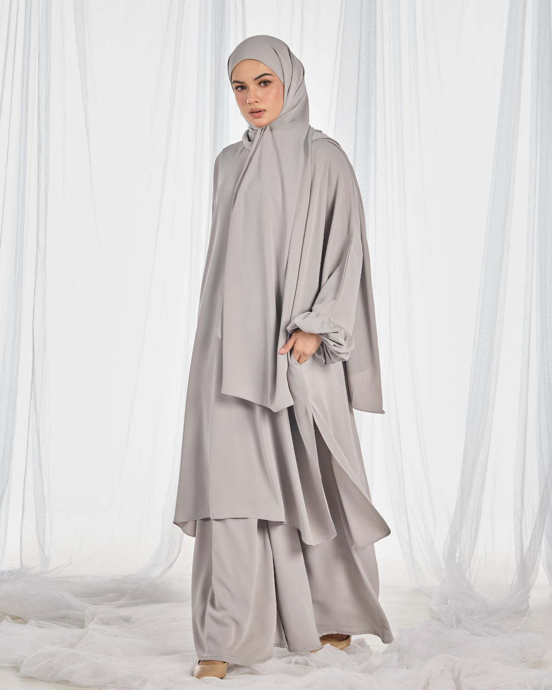Hajar Pantsuit in Silver