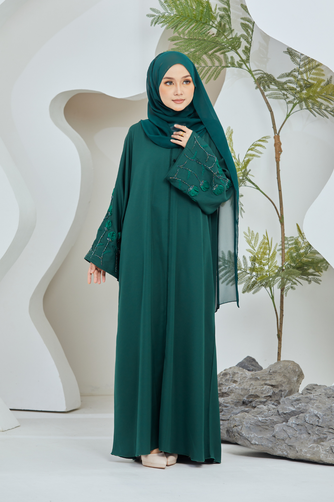 Elara in Forest Green