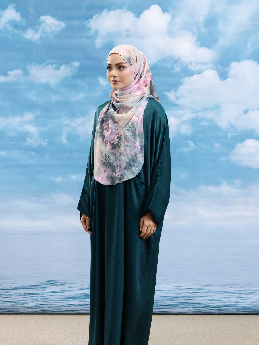 Layra Kaftan