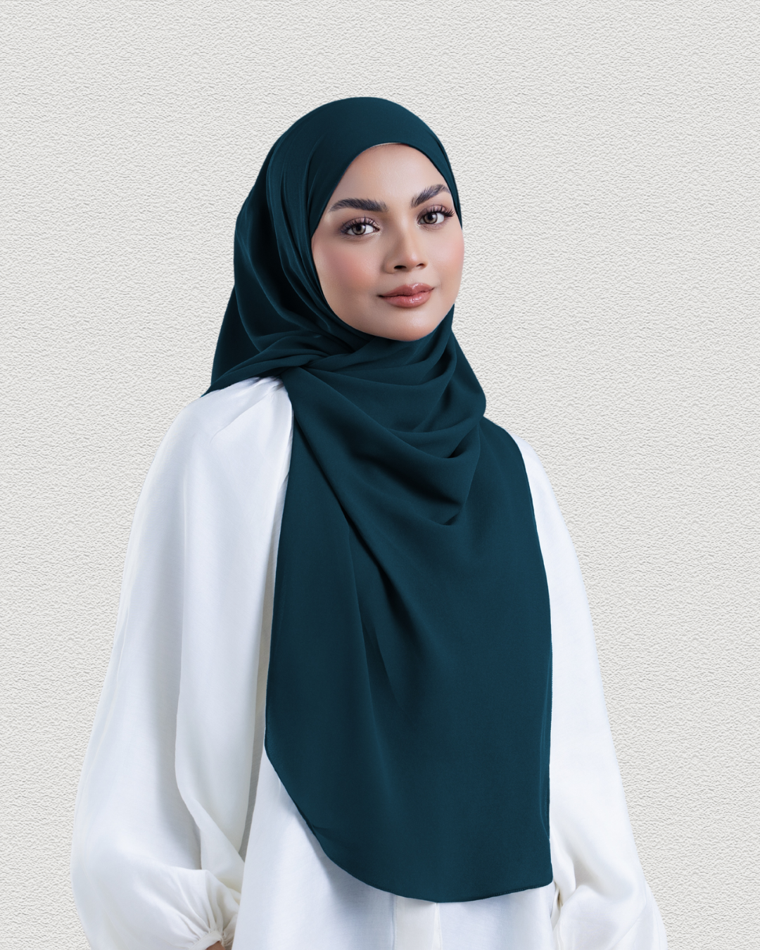 Leya Plain: Teal Blue