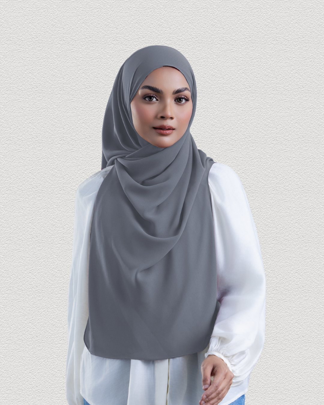 Leya Plain: Dark Grey