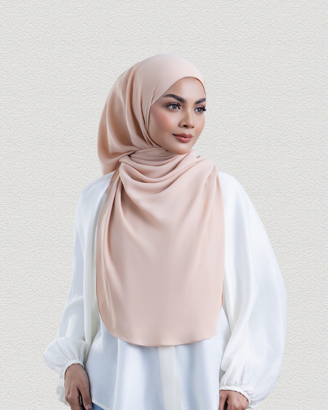 Leya Plain: Cream