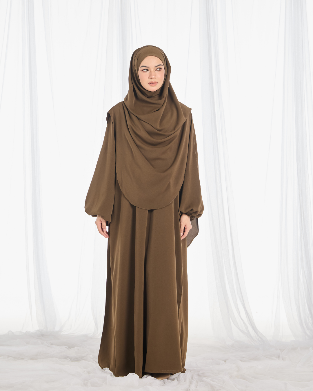 Warda Khimar Umrah Set in Olive