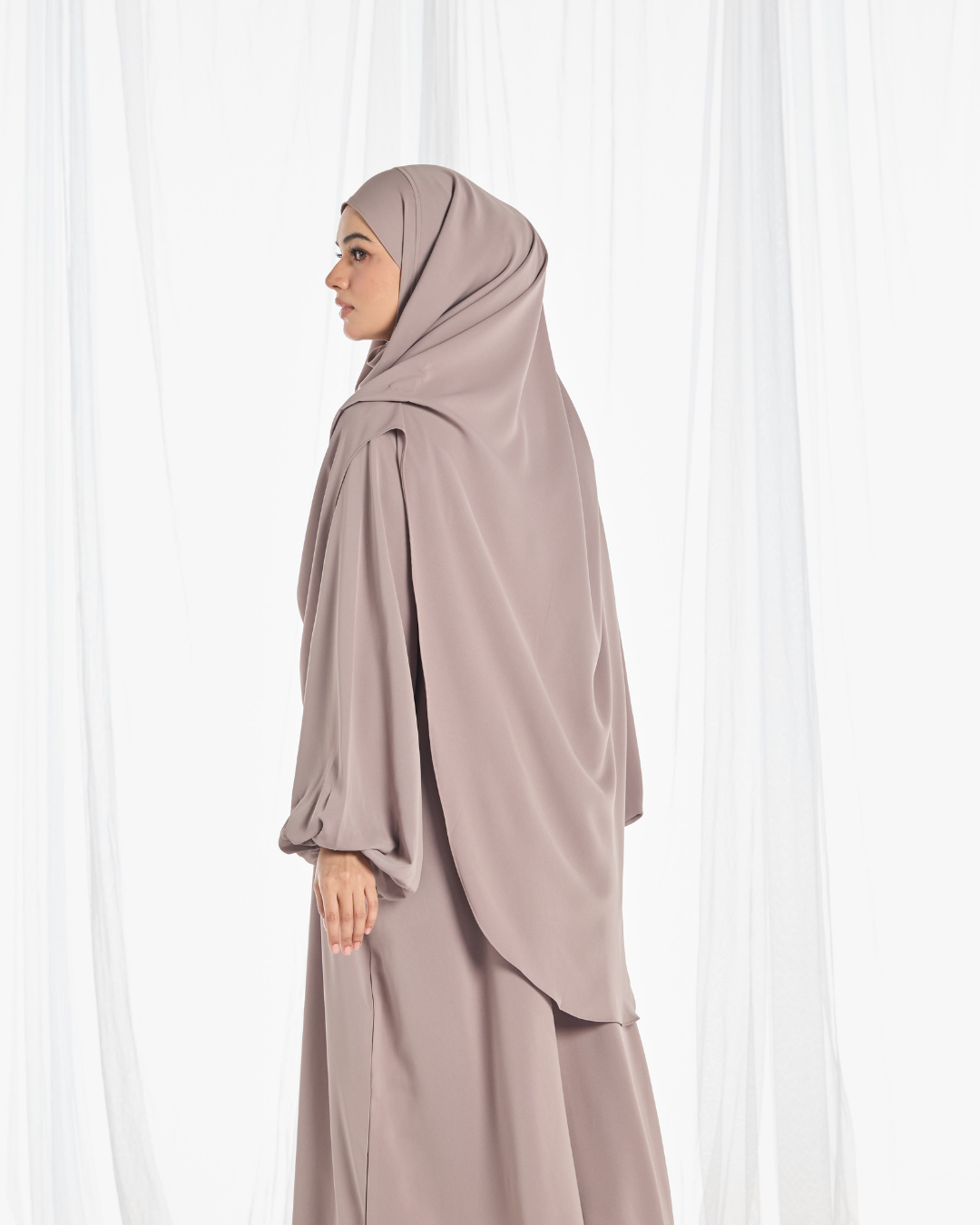 Warda Khimar Umrah Set in Taupe